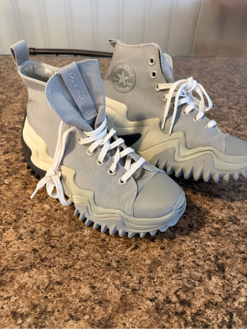 CONVERSE RUN STAR MOTION CX PLATFORM Womens  High-Top Gray Sneakers(9.5) - Picture 2 of 10